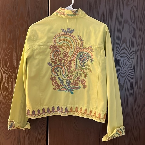 Coldwater Creek lime colored long sleeved jacket with beaded designs. Size PS. - Picture 7 of 11